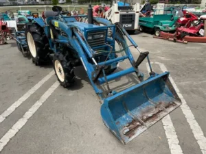 熊本県 阿蘇郡南阿蘇村 イセキ トラクター TU1700