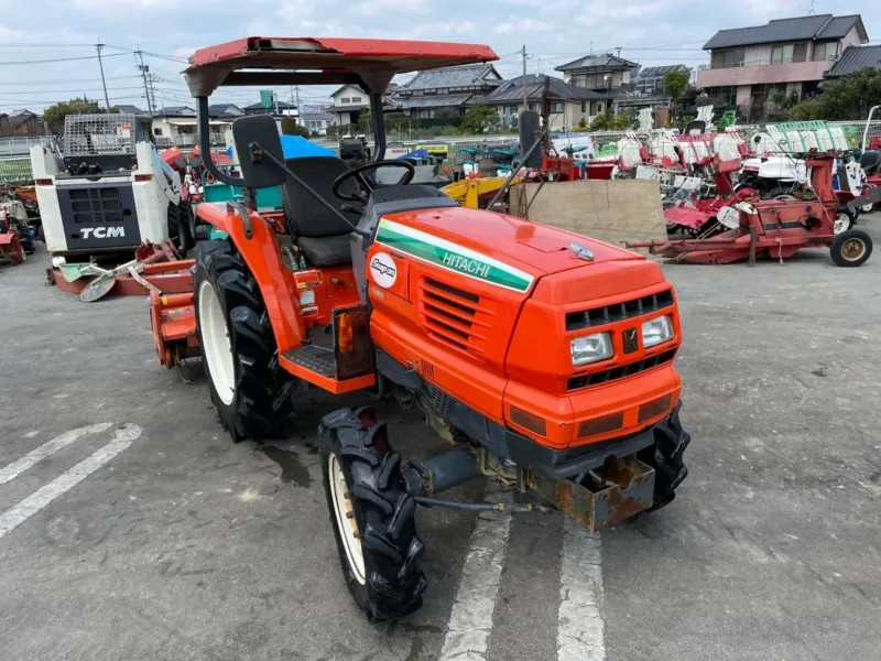 熊本県 上益城郡益城町 日立 トラクター NX277