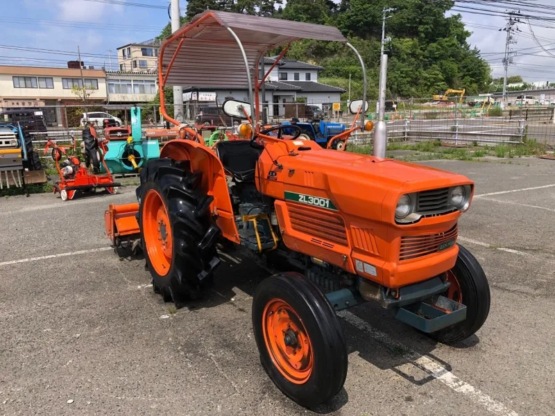 熊本県 上益城郡御船町 クボタ トラクター ZL3001